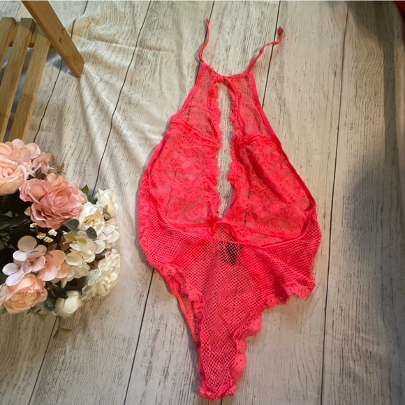 Victoria's Secret Wireless Bodysuit - Picture 2 of 5